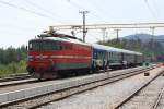 SZ 342-023 mit dem INT 482  Ljubljana  am 18.August 2013 im kroatischem Grenzbahnhof Sapjane.