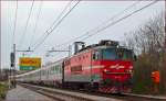 SŽ 342-010 zieht EC158 'Croatia' durch Maribor-Tabor Richtung Wien. /26.3.2014