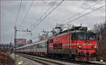 SŽ 342-001 zieht EC158 durch Maribor-Tabor Richtung Wien. /7.2.2017