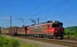 S 363-003 zieht Gterzug durch Maribor-Tabor Richtung Verschiebebahnhof Tezno. / 18.5.2012