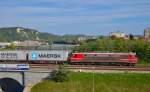 S 363-001 zieht Containerzug ber Draubrcke in Maribor Richtung Hafen Koper.