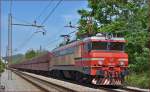 SŽ 363-026 zieht leeren Erzzug durch Maribor-Tabor Richtung Koper Hafen. /17.9.2015