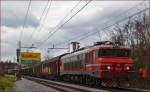 SŽ 363-008 zieht Güterzug durch Maribor-Tabor Richtung Norden. /27.11.2015