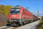 SŽ 541-106 zieht Güterzug durch Maribor-Tabor Richtung Koper Hafen.