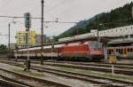 541-015 verlt Jesenice mit ihrem serbischen Sonderzug.