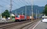 541 019 zog am 05.07.12 einen kurzen Containerzug durch Salzburg-Aigen Richtung Hallein.