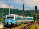 Spielfeld-Strass. Am 17.08.2023 fährt hier der Triebwagen 310 006 der Slovenske Železnice als S2 in den Bahnhof Spielfeld ein.