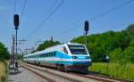 S 310-005 fhrt durch Maribor-Tabor Richtung Maribor Hauptbahnhof. /29.6.2012