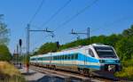 S 310-005 fhrt durch Maribor-Tabor Richtung Maribor Hauptbahnhof.