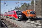 312-017 und 1216 902 nebeneinander in Rakek am 13.02.2019.