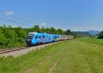 312 002 + 312 131 als R nach Ljubljana am 10.06.2015 bei Podnart.