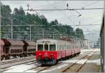 Der Elektrotriebzug 315-022 wartet in Pivka auf seinen nchsten Einsatz.