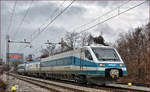 SŽ 310-? fährt durch Maribor-Tabor Richtung Maribor HBF. /7.2.20017