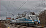 SŽ 310-? fährt durch Maribor-Tabor Richtung Maribor HBF. /2.3.2017