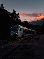 S� 610 012 wartet am 12.09.2026 im Bahnhof Bled Jezero auf die R�ckfahrt in Richtung Nova Gorica.