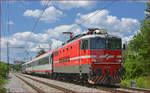 SŽ 342-022 zieht EC158 'Croatia' Zagreb-Wien durch Maribor-Tabor Richtung Wien.