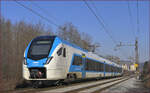 SŽ 510-009 fährt durch Maribor-Tabor Richtung Maribor HBF.