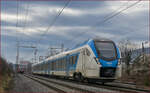 SŽ 510-002 fährt durch Maribor-Tabor Richtung Maribor HBF. /20.1.2022