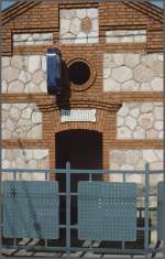 Passend zum schnen Bahnhofsgebude prsentierte sich auch das Urinario, was fr jedermann verstndlich sein sollte.