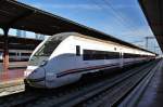 Hier 449 009-0 als A4060 von Leon nach Madrid Chamartin, dieser Triebzug stand am 10.3.2012 in Madrid Chamartin.