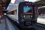 Hier 594 106-7 als IR17197 von Badajoz nach Madrid Chamartin, dieser Triebzug stand am 10.3.2012 in Madrid Chamartin.