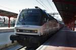 Hier 252-020-3 mit TLG151 von Madrid Chamartin nach A Coruna, dieser Zug stand am 10.3.2012 in Madrid Chamartin.