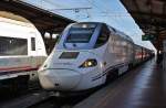 Hier 30 084-7 als A8132 von Madrid Chamartin nach Toledo, dieser Triebzug stand am 10.3.2012 in Madrid Chamartin.