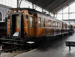 Dieser 1946 gebaute Salonwagen (ZZ-307) war Anfang November 2022 im Eisenbahnmuseum Madrid ausgestellt.