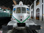 Der 1953 bei Fiat in Italien gebaute Dieseltriebwagen 9522 (595-022-5) ist Teil der Ausstellung im Eisenbahnmuseum Madrid.