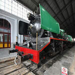 Die Dampflokomotive 242F-2009  Confederación  wurde 1956 bei MTM (La Maquinista Terrestre y Marítima) in Barcelona gebaut und ist Teil der Ausstellung im Eisenbahnmuseum Madrid.