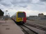 05.01.06,Mallorca/Inca,VT aus Manacor fhrt in den Bahnhof Inca ein.