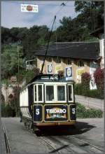 Die Tibidabo Strassenbahn stellt die Verbindung zwischen der Standseilbahn und der Metro her.