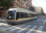 Straba-Zug 3812 der Linie 4 am 04.12.2007 vor der Umsteige-Station Benimaclet.