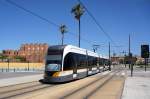 Metro / Tram Valencia: Straenbahn- Wagen 4229 als Linie 6 nach Tossal del Rei in der Nhe der Haltestelle La Cadena (am Strand von Valencia).