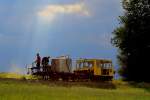 Und dann kam die erleuchtung :-) Vegetationskontrollfahrt , oder wie es bei uns heit Unkrautspritzen auf der Stainzerbahn am Abend des 4.Juli 2013