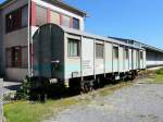 BB - Wohnwagen auf den Geleisen als Dienstwagen 40 81 943 9 830-6 abgestellt im Bahnhofsareal von Feldkich am 23.05.2011