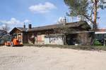 Der denkmalgeschützte alte Bahnhof Perchtoldsdorf der Strecke Liesing - Kaltenleutgeben am 02.April 2018.