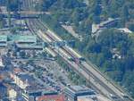 Bregenz-Hbf aus der Perspektive vom 1064mtr.hohen Pfänder, dem Hausberg der Vorarlberger Landeshauptstadt; 180905