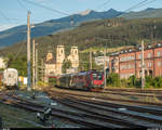 1116 203 mit RailJet nach Bregenz am Abend des 26. Juli 2018 in Innsbruck Westbahnhof.