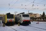 189 917-8 steht mit neuer Lackierung als ``Zebra`` von Lokomotion am 4.1.2011 in Kufstein.