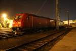 Messlok 185 406-6 steht am 14.9.2012 mit 186 184-8 Akiem im Bahnhof Kufstein.