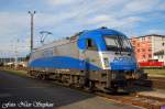 Adria 1216 922-5 sonnt sich in den letzten Sonnenstrahlen des Tages,auf einem der vielen Stumpfgleisen im Salzburger Hbf.