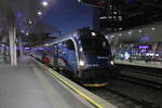 ČD railjet 80-91 001-8 als RJ 374  Vindobona  von Graz Hbf nach Brno hl.n., am 08.08.2022  in Wien Hauptbahnhof.