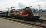 1047 504-4  Joseph Haydn  gab heute seinen Auftritt im Bahnhof Wien West. Hier bei der Abfahrt mit dem OEC 965  Csrds  nach Budapest. 22.08.2009.