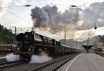 Am 5.Mai 2013 verlie 01 1533 der GEG mit ihrem Sonderzug den Bahnhof Schwarzach St. Veit in Richtung Salzburg.