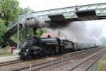 310.23 auf der Fahrt von Wien Heiligenstadt nach Sigmundsherberg, hier zum sehn bei einem Fotoaufenthalt in Kritzendorf; am 09.06.2012