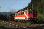 1110.522 der GEG und die beiden B&B Loks 52.7612 + 33.132 als SLz 17371, bei der berstellfahrt nach St. Veit an der Glan. 
Scheifling 19.8.2012