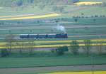 629.01 mit R 16349 von Ernstbrunn nach Wien Suedbahnhof Ostseite, unterwegs am Abend des 04.05.2008 auf der ehemaligen Landesbahn.