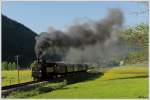 GEG 77.28 mit unserem Fotozug am Nachmittag des 13.5.2011 nochmals als Nebenfahrt 14482 von Freiland nach Sankt Aegyd am Neuwalde verkehrend, kurz vor dem Zielbahnhof.