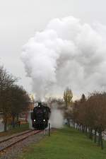 NLB 93.1420 am 12.November 2017 mit Zug1 von Wien Meidling nach Waldmühle kurz vor der Haltestelle Perchtoldsdorf.